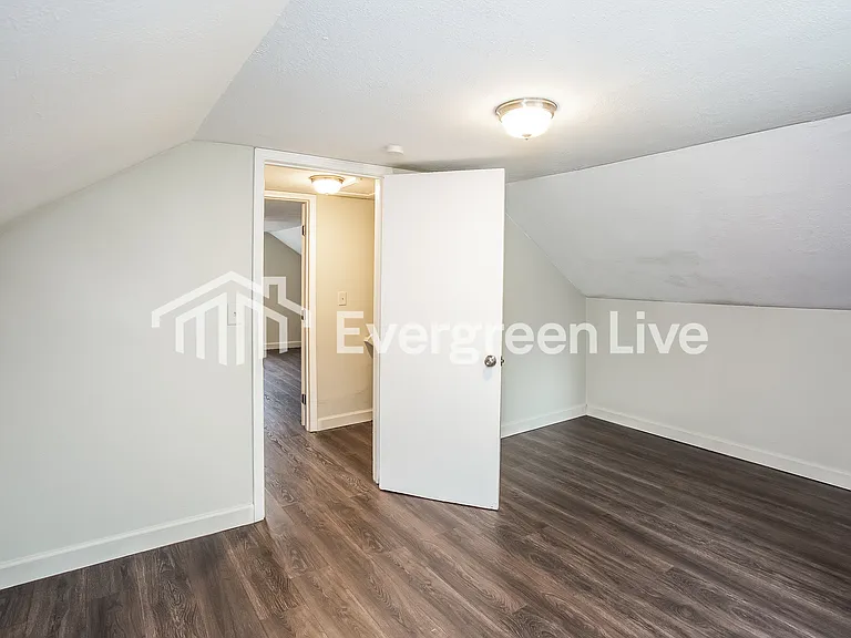 1135 Rita Ave — Photo 7