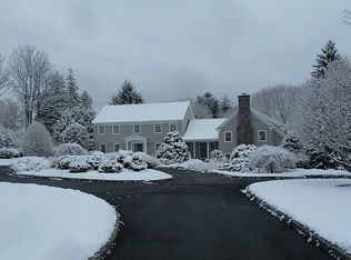 185 Brushy Ridge Rd, New Canaan, CT 06840