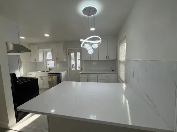 (undisclosed Address), Bethpage, NY 11714