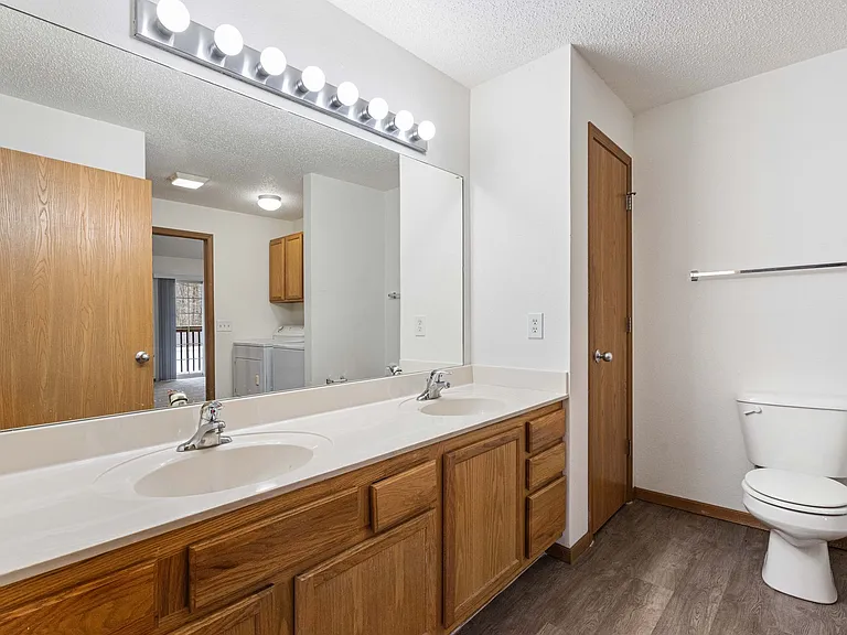 52 Fieldstone Dr — Photo 13