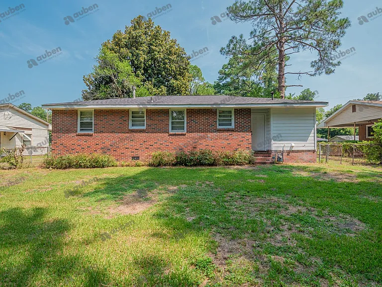 109 Vanderbilt Cir — Photo 20