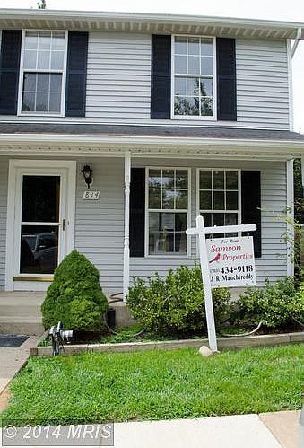 1st image of 814 Wide Oak Ct