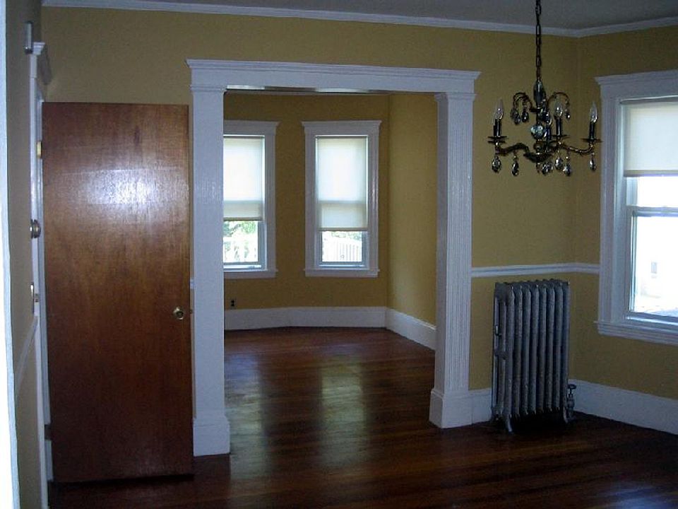 1st image of 17 Priscilla Rd #1