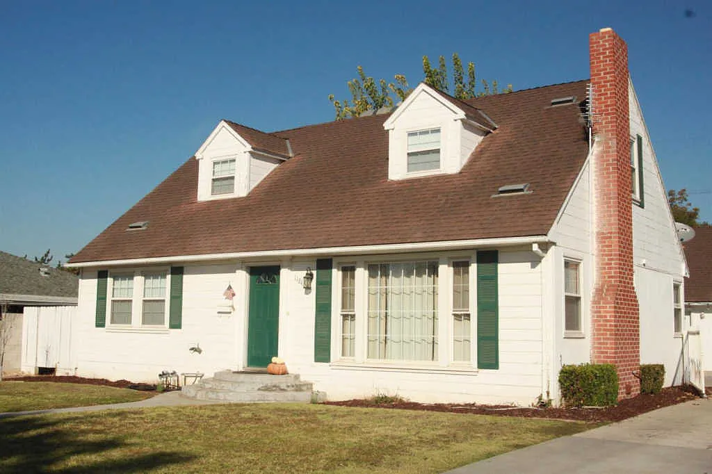 1124 W Normal Ave photo 1