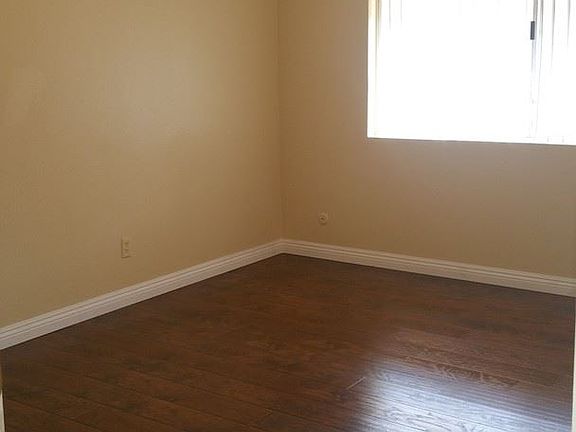 2nd image of 711 E Noble Ave APT C1