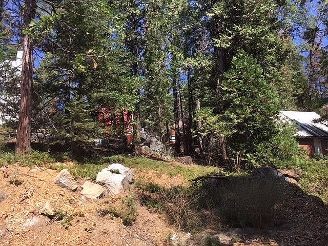 1st image of 41961 Hemlock Ln