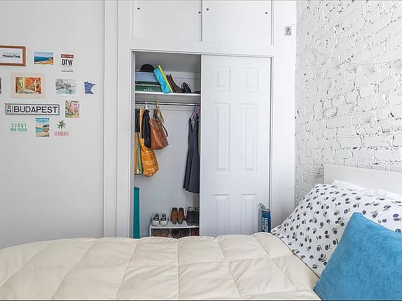 5th image of 128 E 83rd St APT 3C