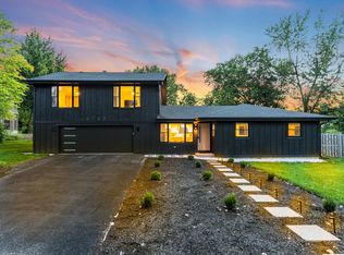 8122 Fairmount Ave, Downers Grove, IL 60516