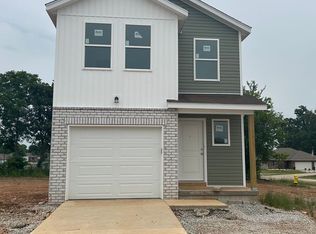 1376 S Westbury Dr, Republic, MO 65738