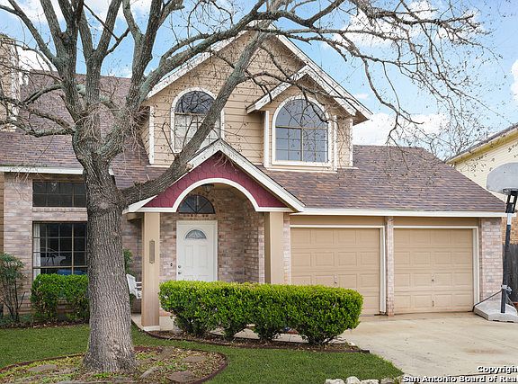 3rd image of 3606 Lake Towne Ct