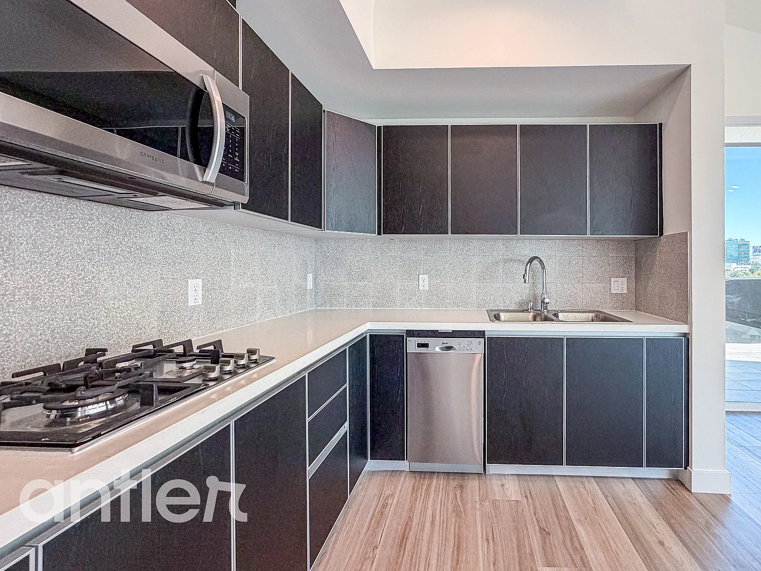 1 bed, 618 sqft, $3,395 — Photo 4