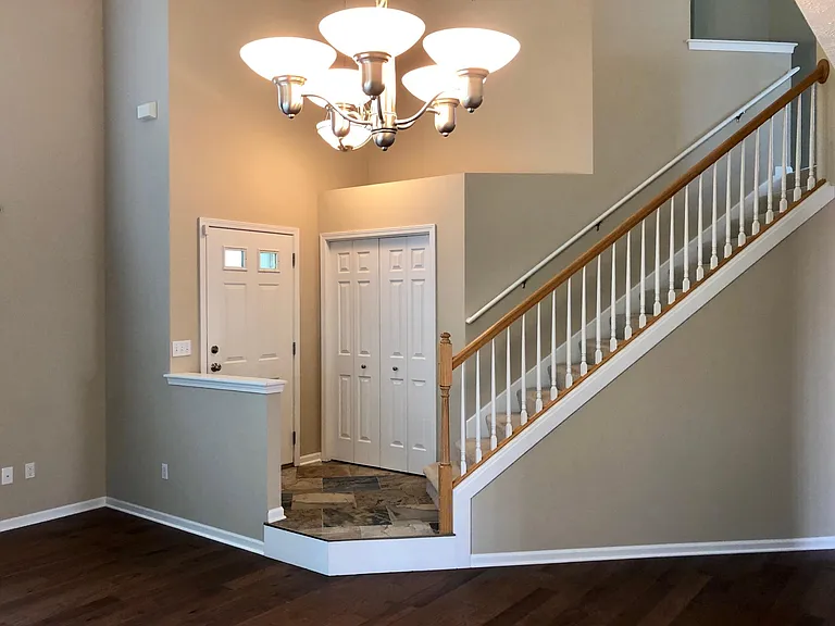 703 Maple Hill Ct SE — Photo 7