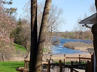 2665 Middlebelt Rd, West Bloomfield, MI 48324