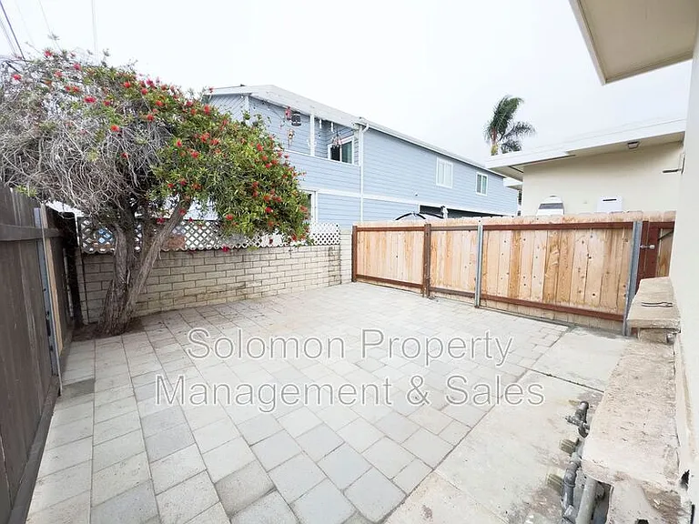 513-2 N Ditmar St — Photo 7