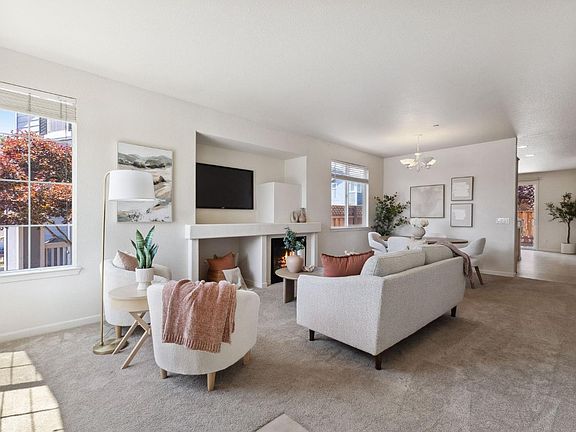 2nd image of 1262 Seghesio Way
