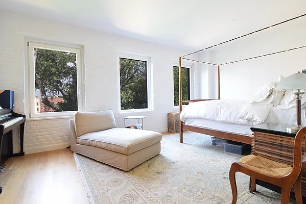 Rented by Corcoran | media 11