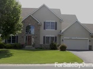 17630 Hyde Park Ave, Lakeville, MN 55044