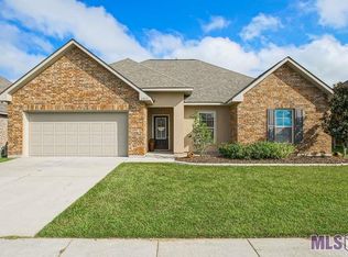 8919 Redwood Lake Blvd, Zachary, LA 70791