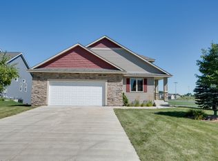 19366 Century Ct, Farmington, MN 55024