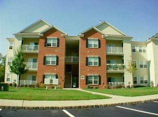 1027 Flakne Ct #1027, South Plainfield, NJ 07080