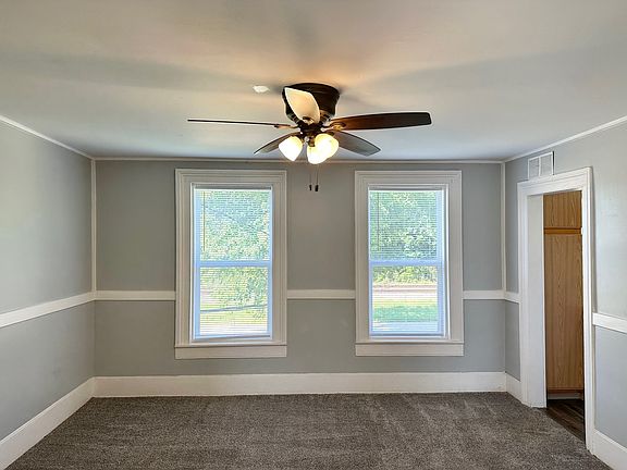 2nd image of 326 Railroad St #2