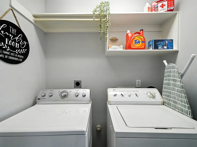 7022 Meadow Hawk Ct — Photo 14