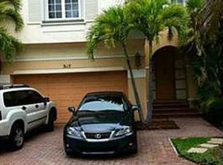 3117 NE 210th St, Aventura, FL 33180