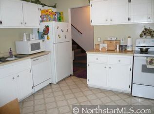2320 Londin Ct, Maplewood, MN 55119