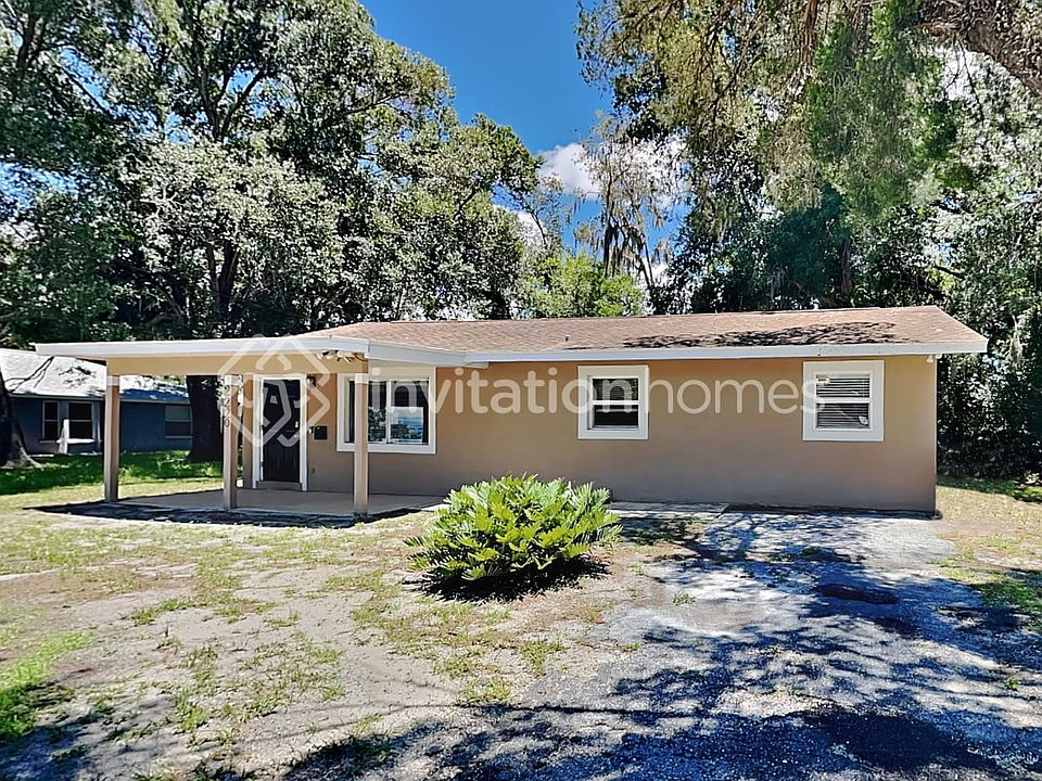 1st image of 2220 3rd Ave E