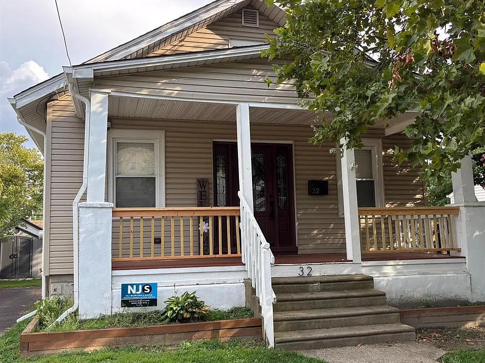 32 Pear St
