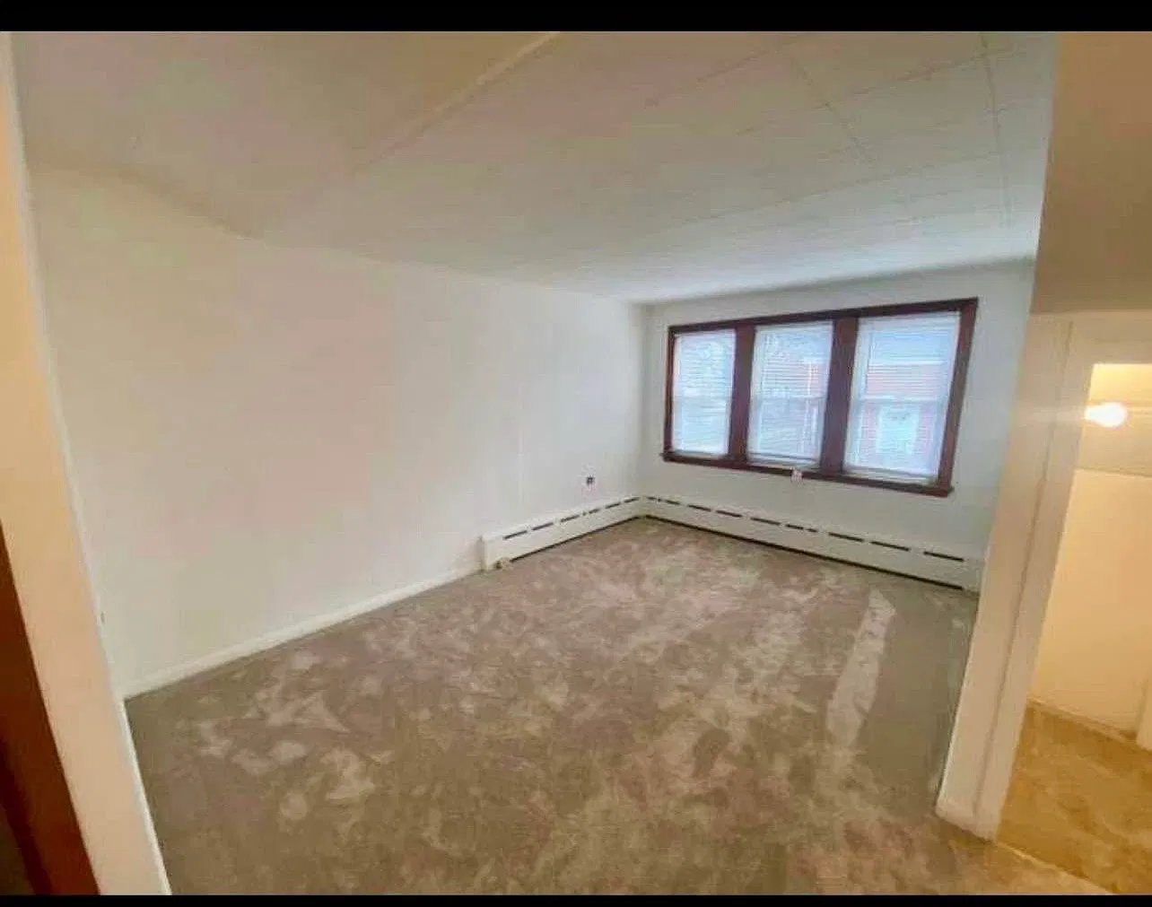 2 bed, 950 sqft, $1,850 — Photo 3