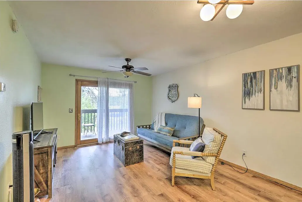 1 bed, 622 sqft, $2,300 — Photo 3