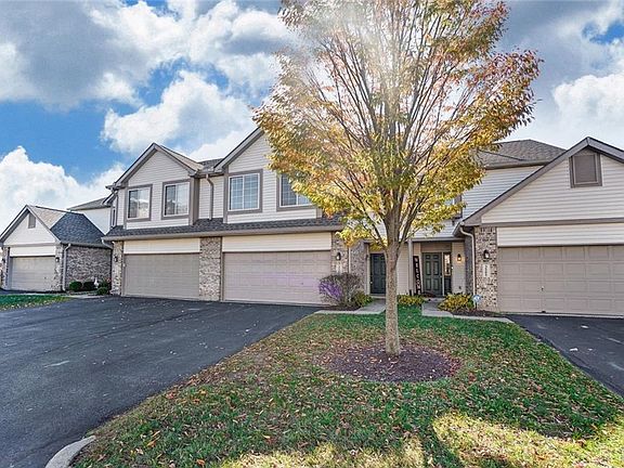 3rd image of 3563 Sequoia Dr