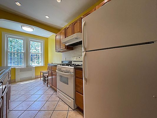 5th image of 87-02 30th Ave #1