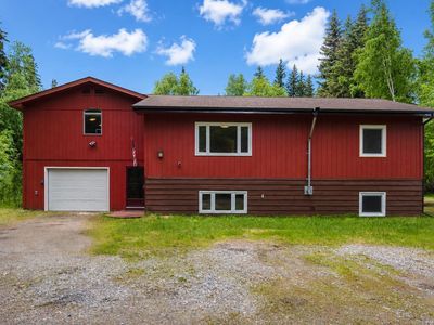 1013 Hertha Turnaround, North Pole, AK, 99705