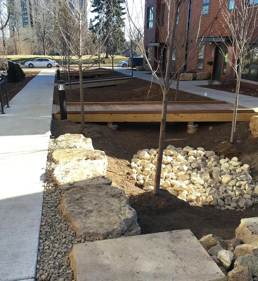 Hawthorne EcoVillage — Photo 2