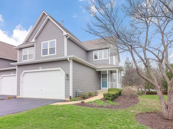 140 Tanglewood Dr, Glen Ellyn, IL 60137