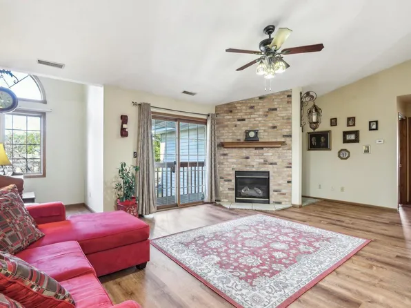 W196S8288 Providence WAY, Muskego, WI 53150