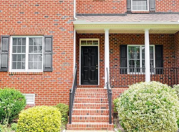 3rd image of 7242 Ancient Oak Dr