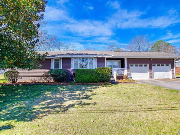 505 Nelson St SW, Hartselle, AL 35640