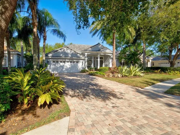 7714 Heathfield Ct, University Park, FL 34201