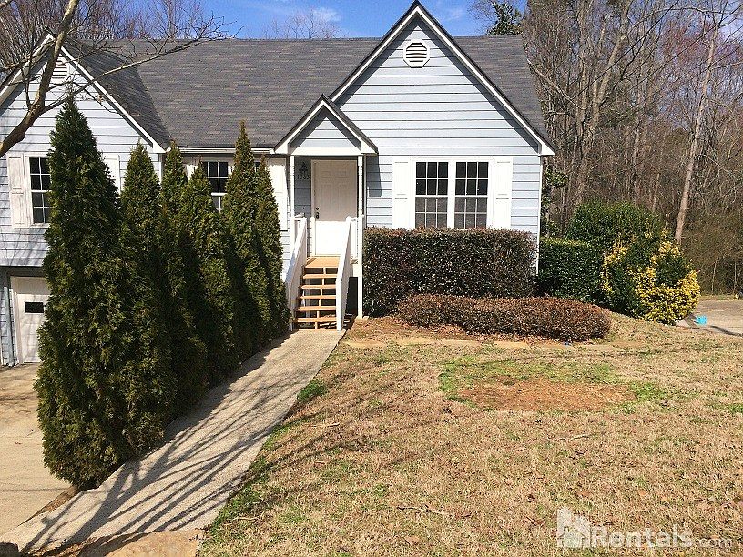 2nd image of 1203 Cousins Rd