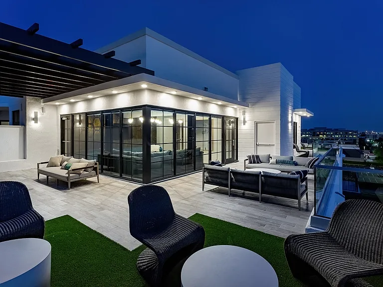 Enjoy expansive views at our rooftop lounge.