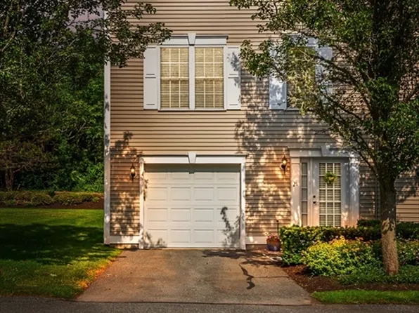 21 Harbor Mist Dr Unit 21, Fairhaven, MA 02719