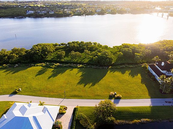 5th image of 9250 E Marsh Island Dr