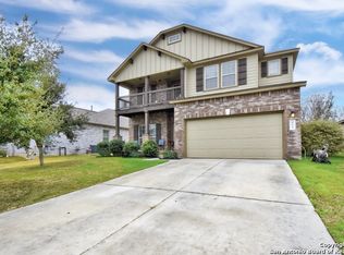664 Peacock Ln, New Braunfels, TX 78130