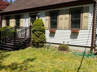 525 Carriage Shop Rd, East Falmouth, MA 02536