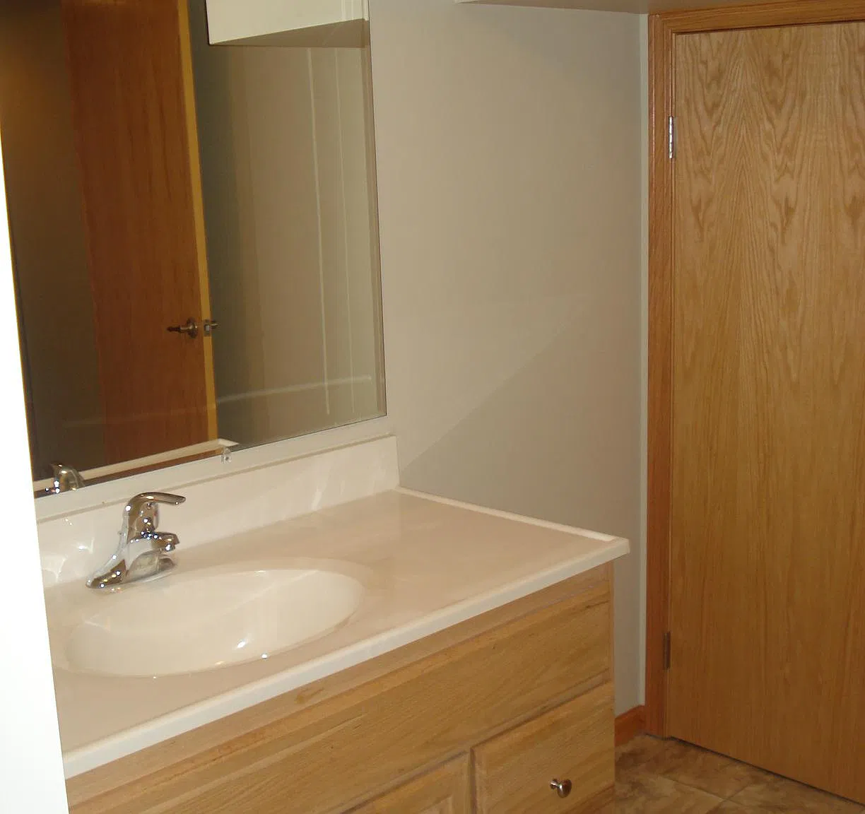 4 bed, 1500 sqft, $2,600 — Photo 2