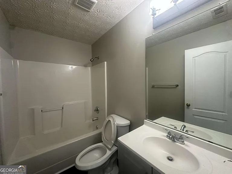 7467 Petunia Dr — Photo 18