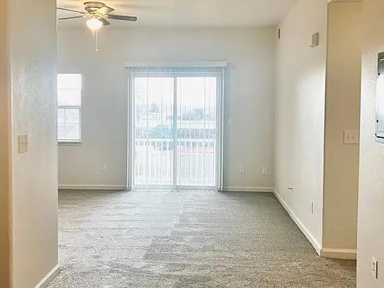 1740 W 53rd Dr #1-B — Photo 3